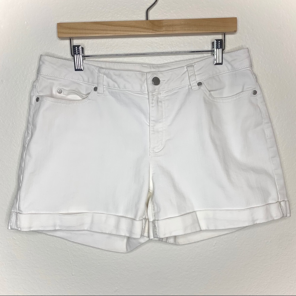 Two by Vince Camuto White Shorts